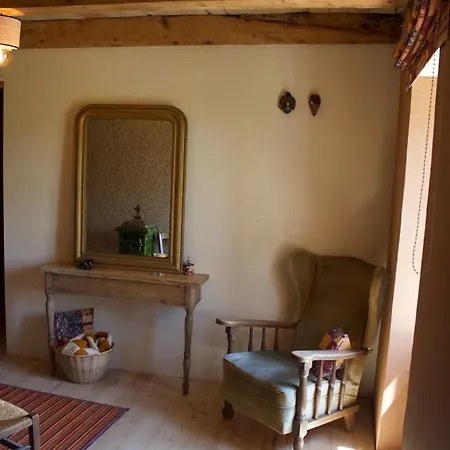 Chez De Vergne Отель типа 