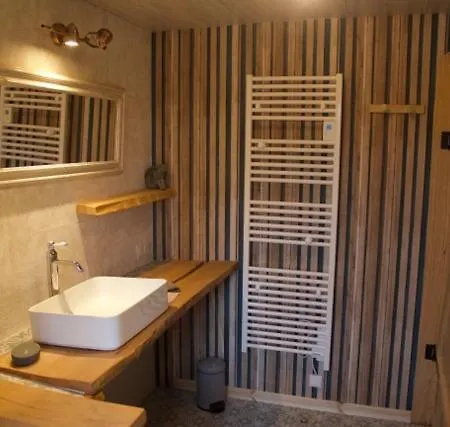 Chez De Vergne Отель типа 