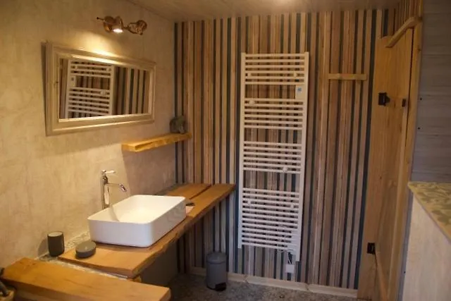 Chez De Vergne Отель типа 